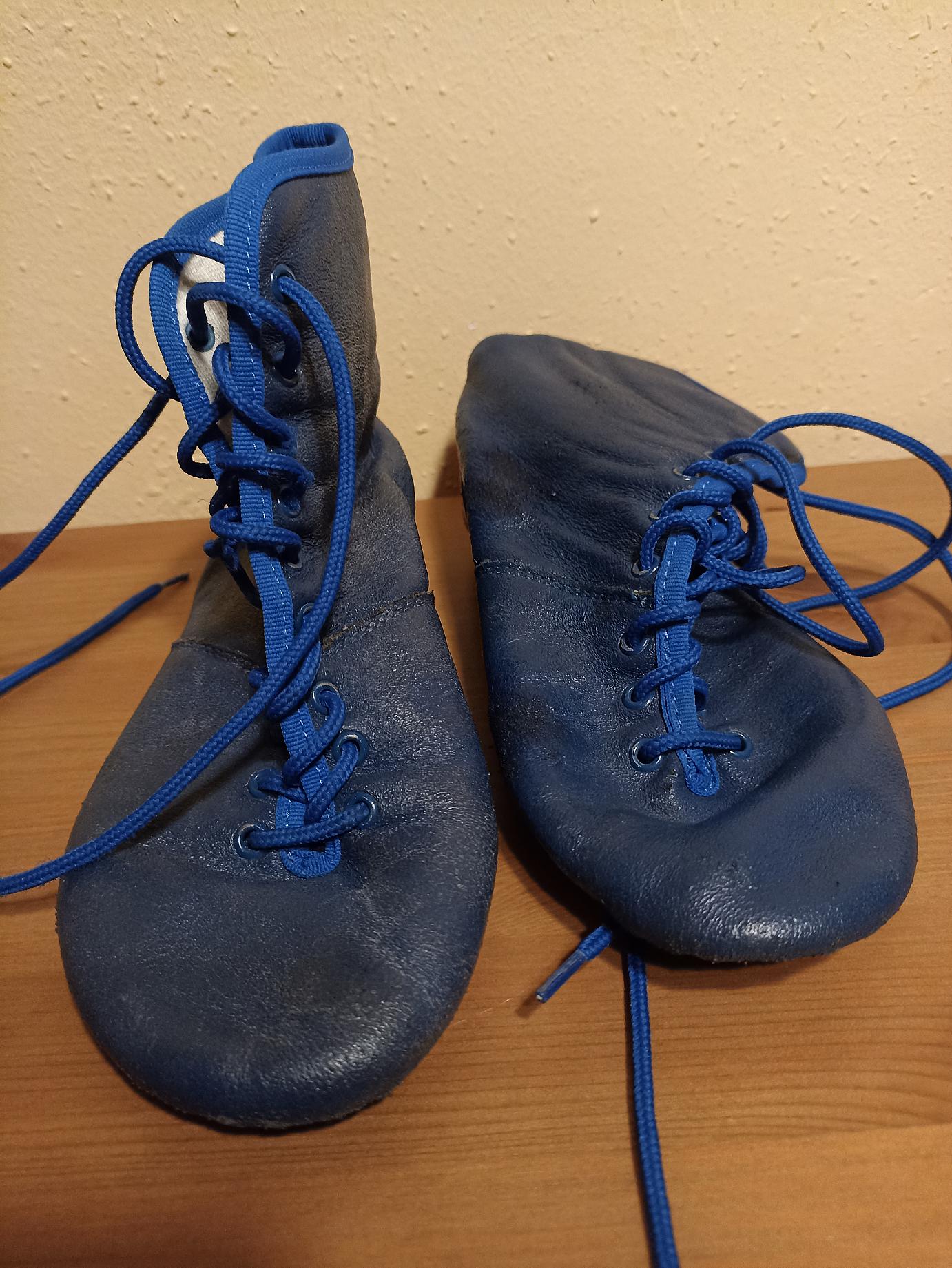 Stiefel Größe 34